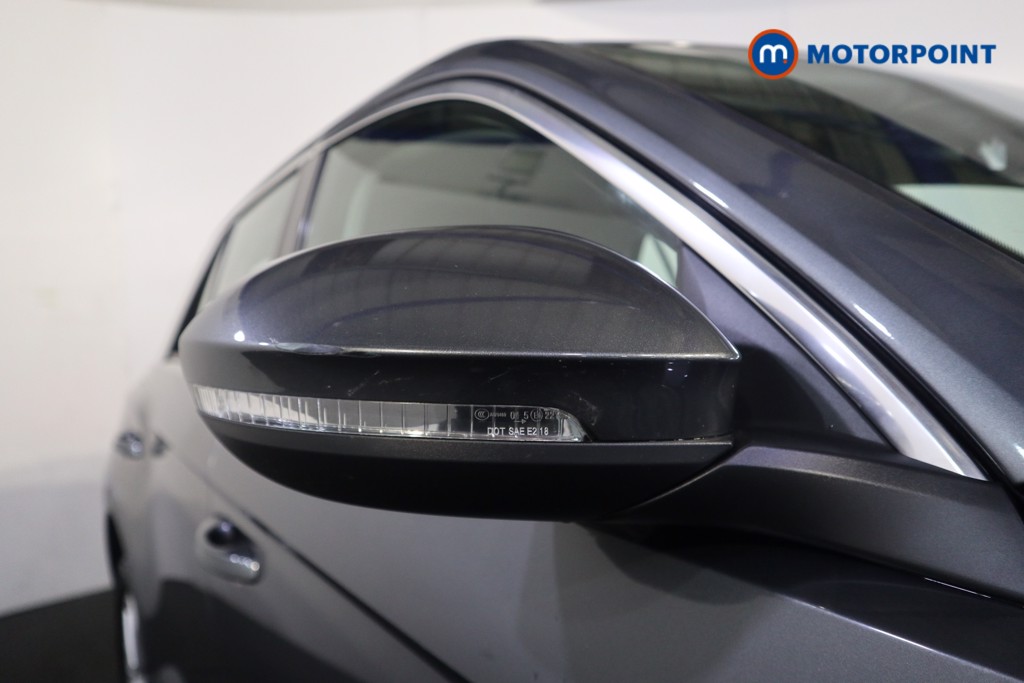 Volkswagen T-Roc Life Manual Petrol SUV - Stock Number (1595150) - 29th supplementary image