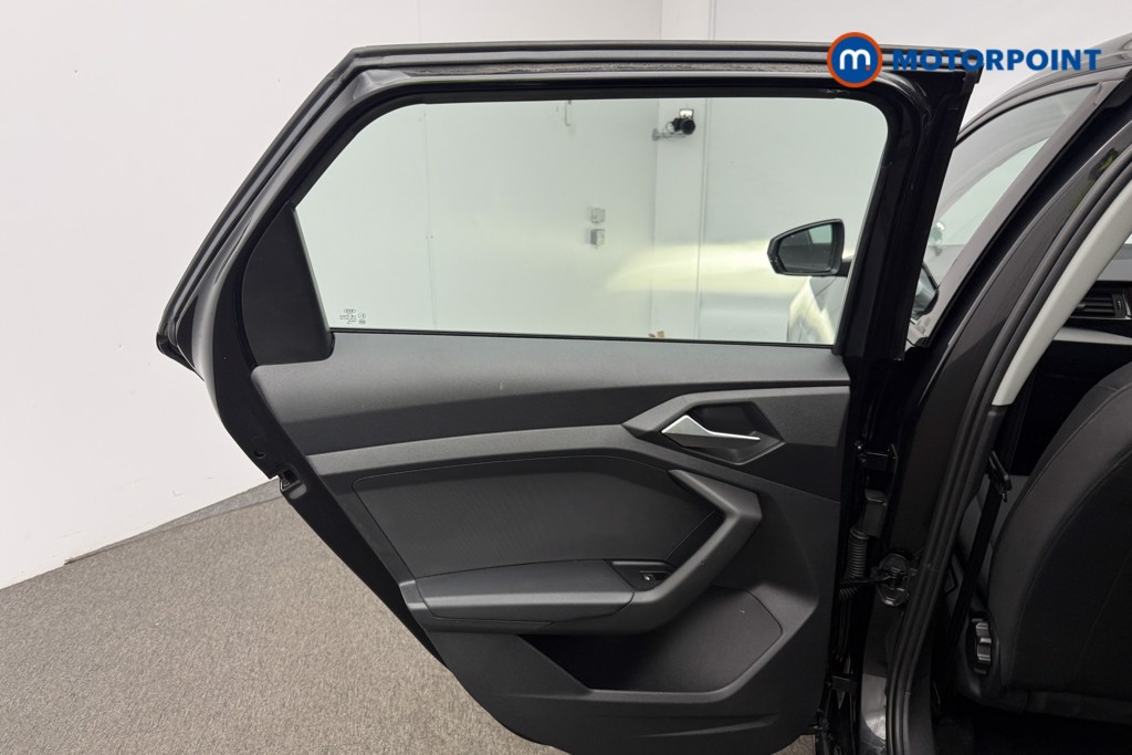 Audi A1 Technik Manual Petrol Hatchback - Stock Number (1595154) - 7th supplementary image