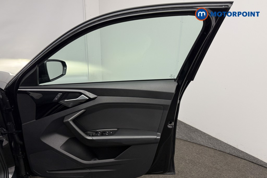 Audi A1 Technik Manual Petrol Hatchback - Stock Number (1595154) - 17th supplementary image