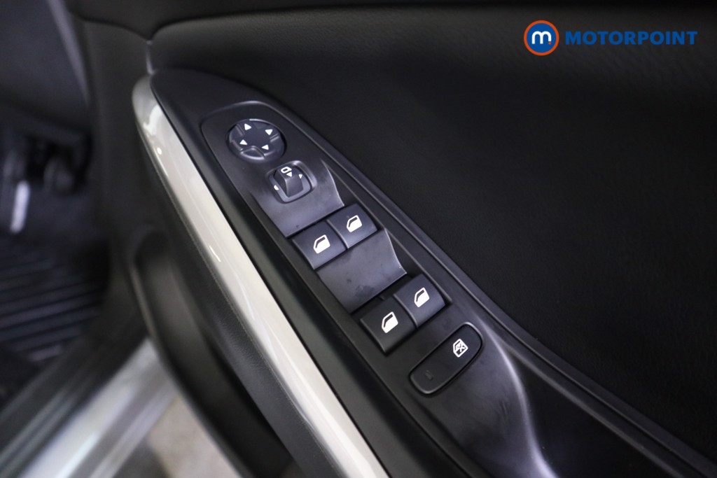 Vauxhall Grandland Ultimate Manual Petrol SUV - Stock Number (1595220) - 13th supplementary image