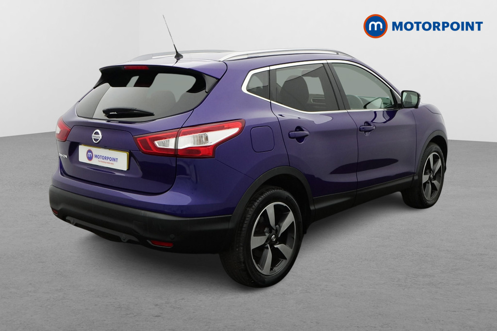 Nissan Qashqai N-Connecta Manual Diesel SUV - Stock Number (1595273) - Drivers side rear corner