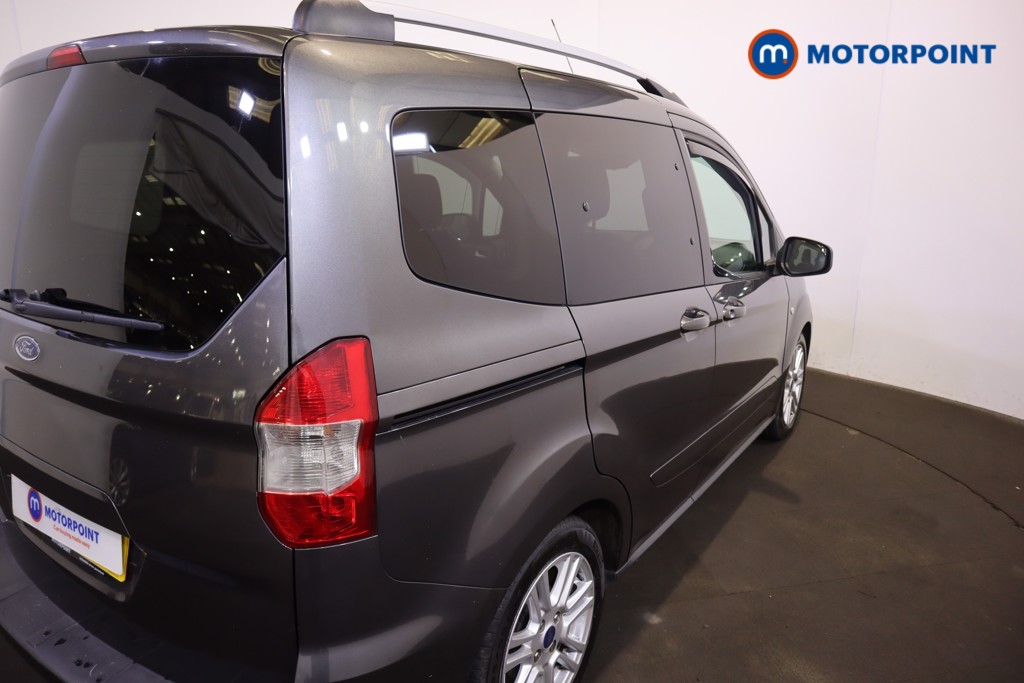 Ford Tourneo Courier Titanium Manual Diesel People Carrier - Stock Number (1595311) - 29th supplementary image