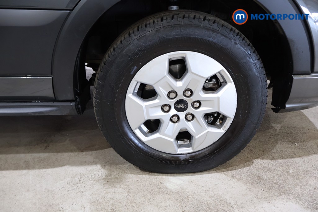 Ford Transit Limited Automatic Diesel Medium Roof Van - Stock Number (1595489) - 8th supplementary image