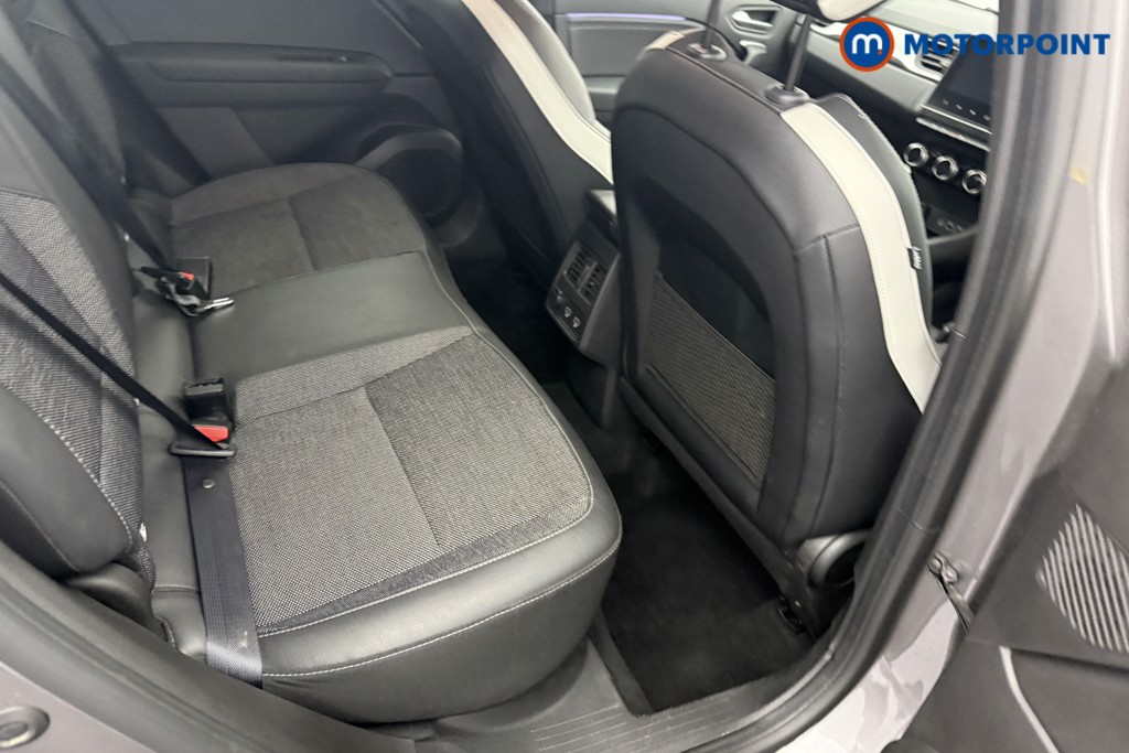Renault Captur Techno Manual Petrol SUV - Stock Number (1595494) - 6th supplementary image