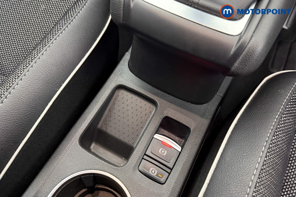 Renault Captur Techno Manual Petrol SUV - Stock Number (1595494) - 14th supplementary image