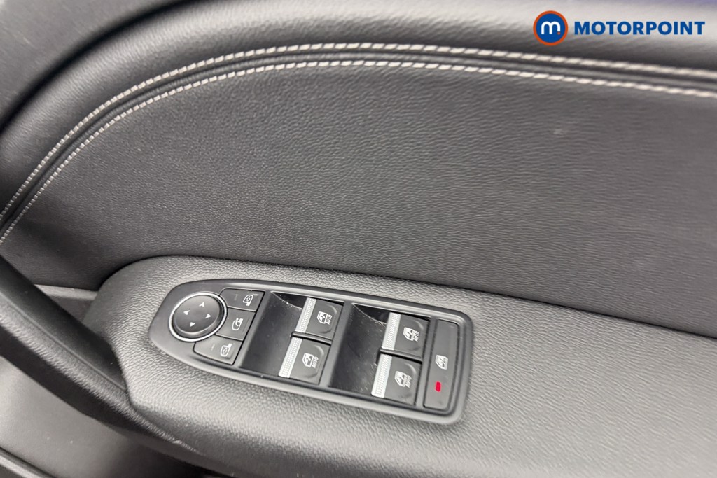 Renault Captur Techno Manual Petrol SUV - Stock Number (1595585) - 11th supplementary image