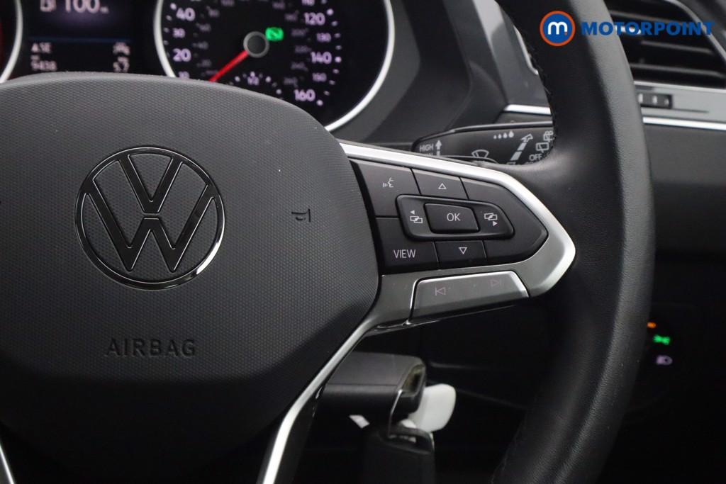 Volkswagen Tiguan Life Automatic Petrol SUV - Stock Number (1595678) - 8th supplementary image