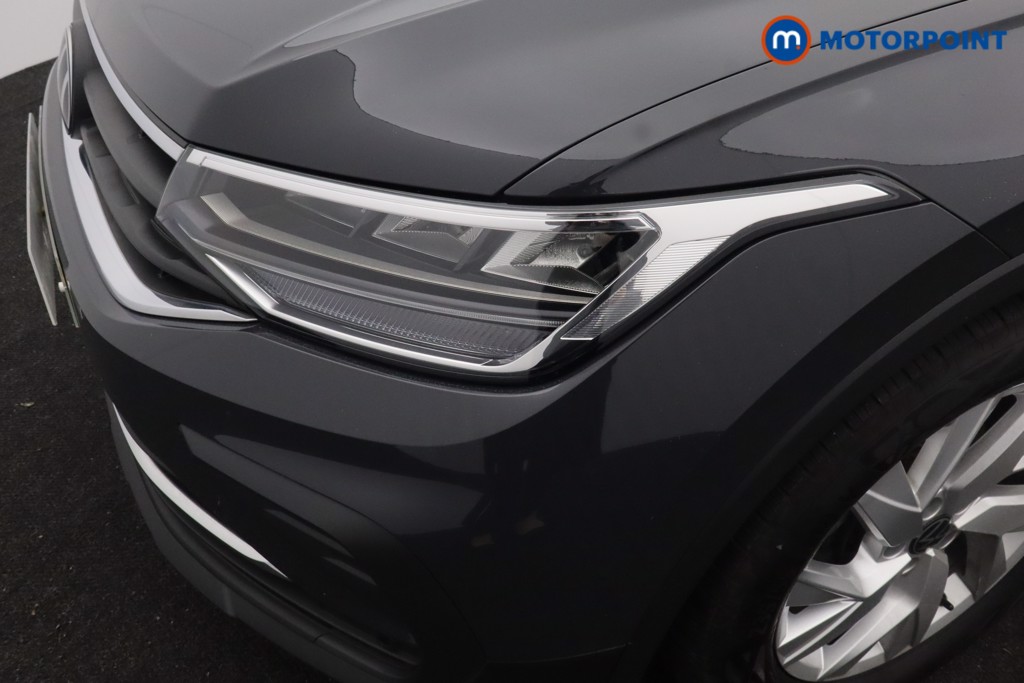 Volkswagen Tiguan Life Automatic Petrol SUV - Stock Number (1595678) - 28th supplementary image