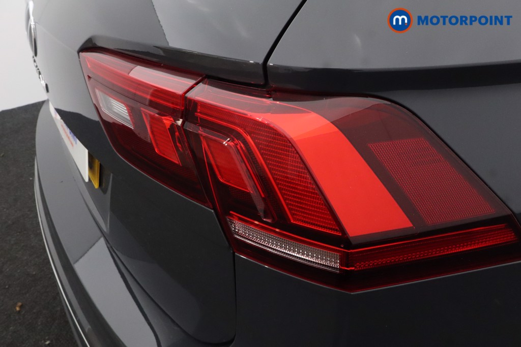 Volkswagen Tiguan Life Automatic Petrol SUV - Stock Number (1595678) - 30th supplementary image