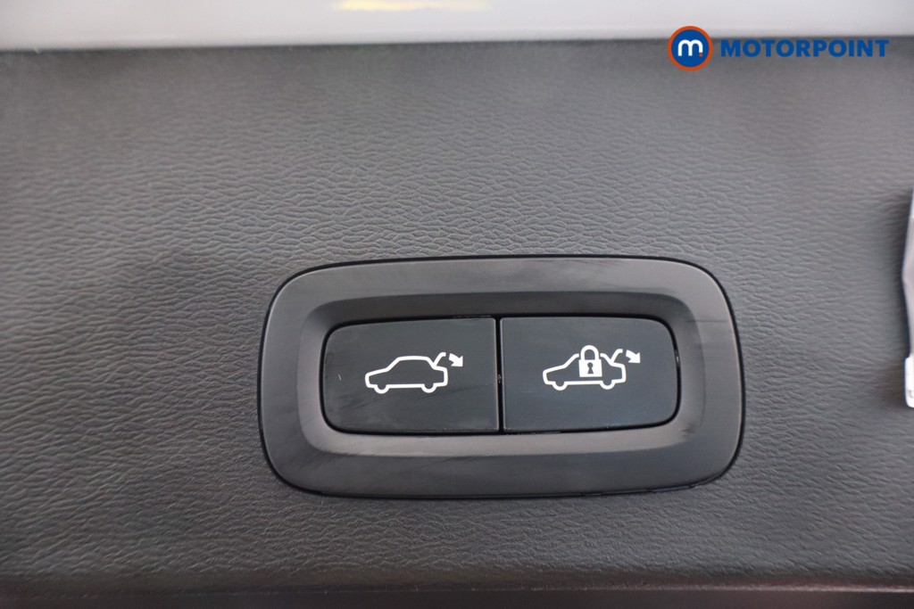 Volvo Xc40 Inscription Pro Automatic Petrol SUV - Stock Number (1595733) - 38th supplementary image