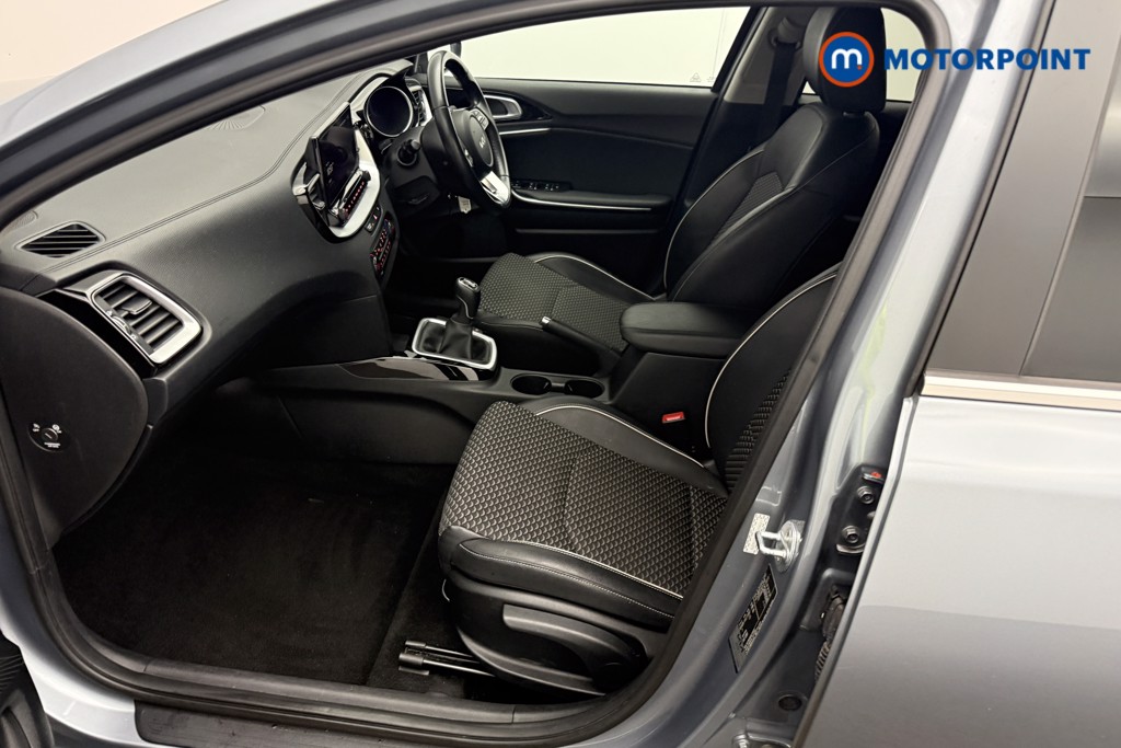 KIA Ceed 3 Manual Petrol Estate - Stock Number (1595795) - 1st supplementary image