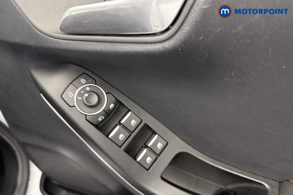 Ford Puma St-Line Manual Petrol SUV - Stock Number (1595827) - 9th supplementary image