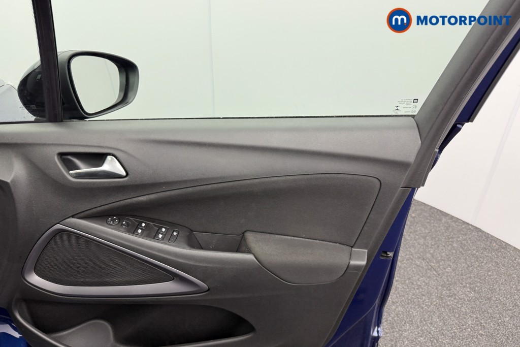 Vauxhall Crossland Design Manual Petrol SUV - Stock Number (1595849) - 7th supplementary image