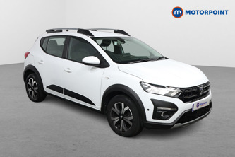 Dacia Sandero Stepway Prestige Manual Petrol Hatchback - Stock Number (1596178) - Drivers side front corner