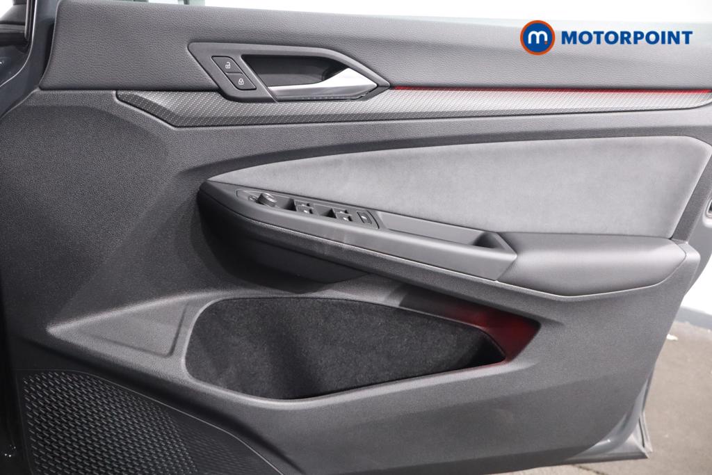 Volkswagen Golf R-Line Automatic Petrol Hatchback - Stock Number (1596339) - 10th supplementary image