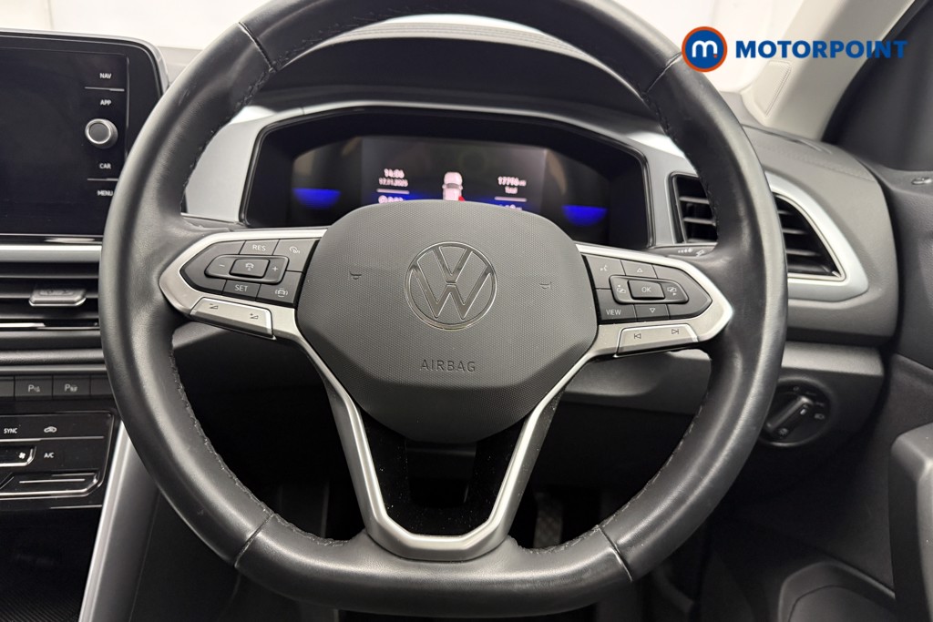 Volkswagen T-Roc Life Manual Petrol SUV - Stock Number (1596473) - 4th supplementary image