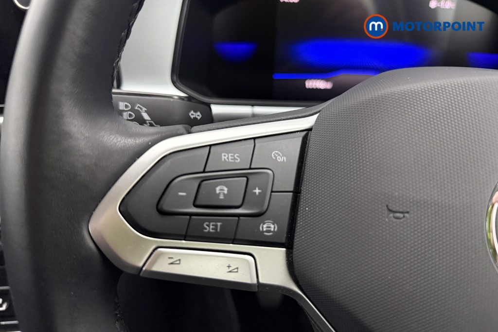 Volkswagen T-Roc Life Manual Petrol SUV - Stock Number (1596473) - 15th supplementary image