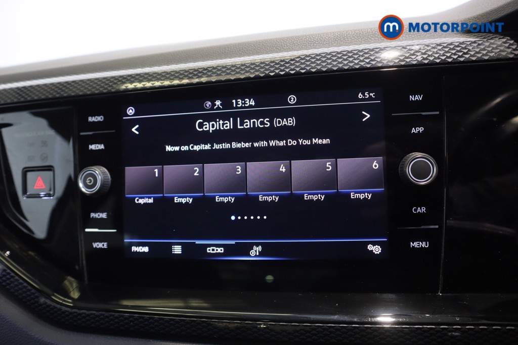 Volkswagen Polo Life Manual Petrol Hatchback - Stock Number (1596500) - 2nd supplementary image