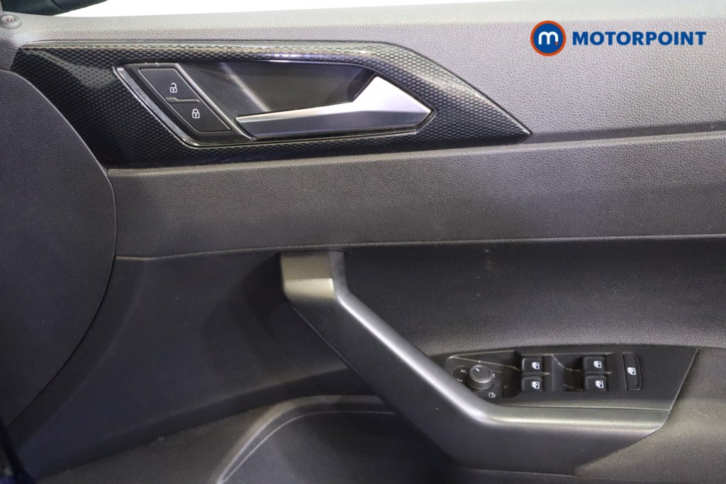 Volkswagen Polo Life Manual Petrol Hatchback - Stock Number (1596500) - 11th supplementary image