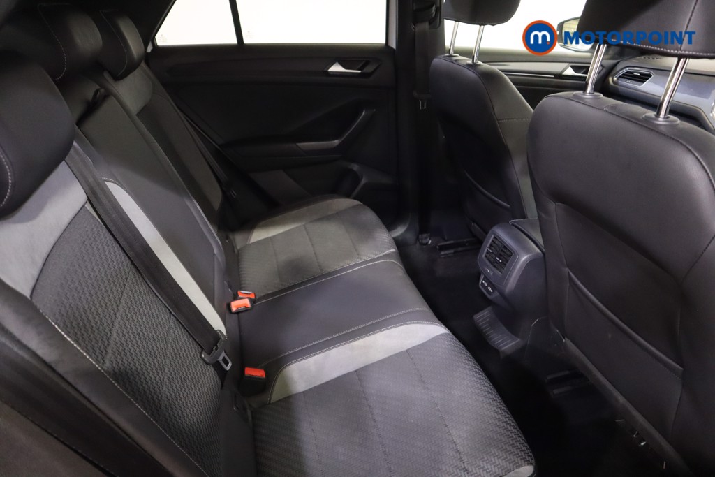 Volkswagen T-Roc R-Line Automatic Petrol SUV - Stock Number (1596643) - 18th supplementary image