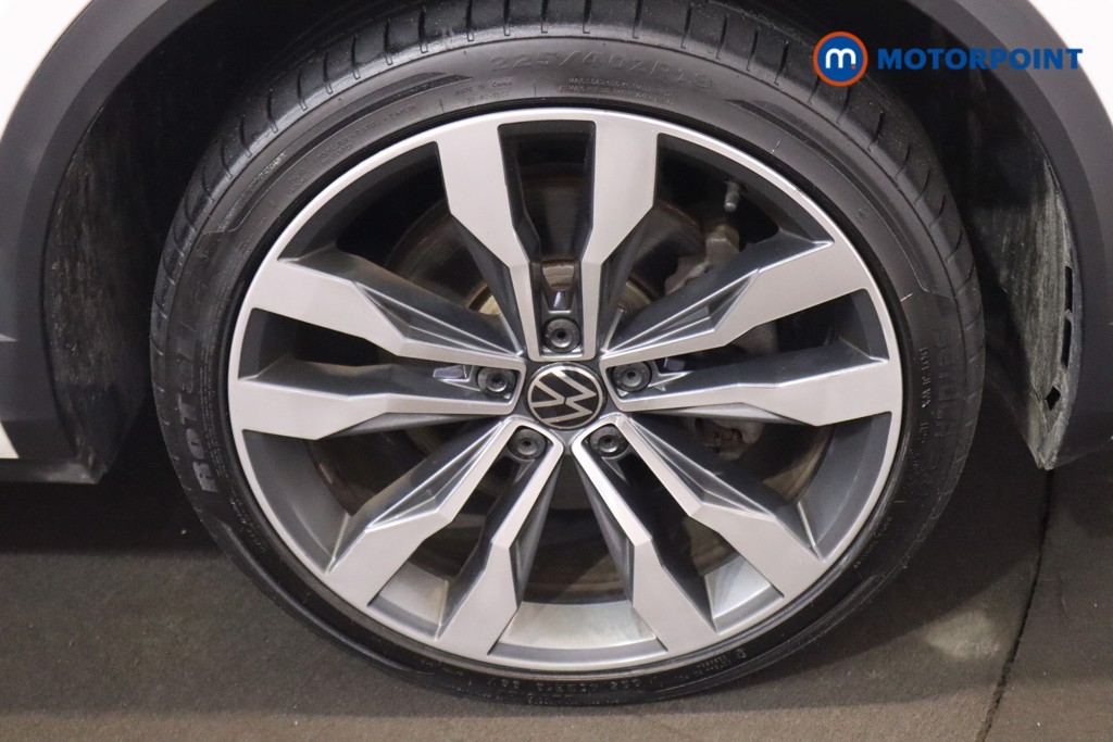 Volkswagen T-Roc R-Line Automatic Petrol SUV - Stock Number (1596643) - 24th supplementary image