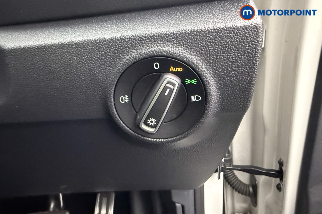 Volkswagen T-Roc R-Line Automatic Petrol SUV - Stock Number (1596749) - 11th supplementary image