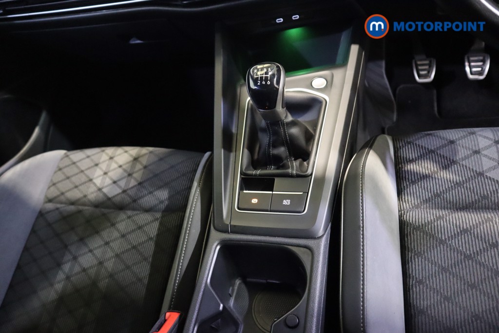 Volkswagen Golf R-Line Manual Petrol Hatchback - Stock Number (1596766) - 6th supplementary image