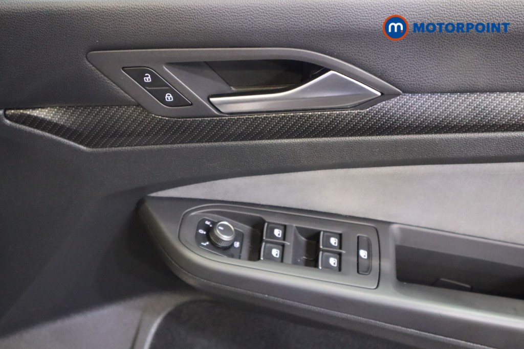 Volkswagen Golf R-Line Manual Petrol Hatchback - Stock Number (1596766) - 10th supplementary image