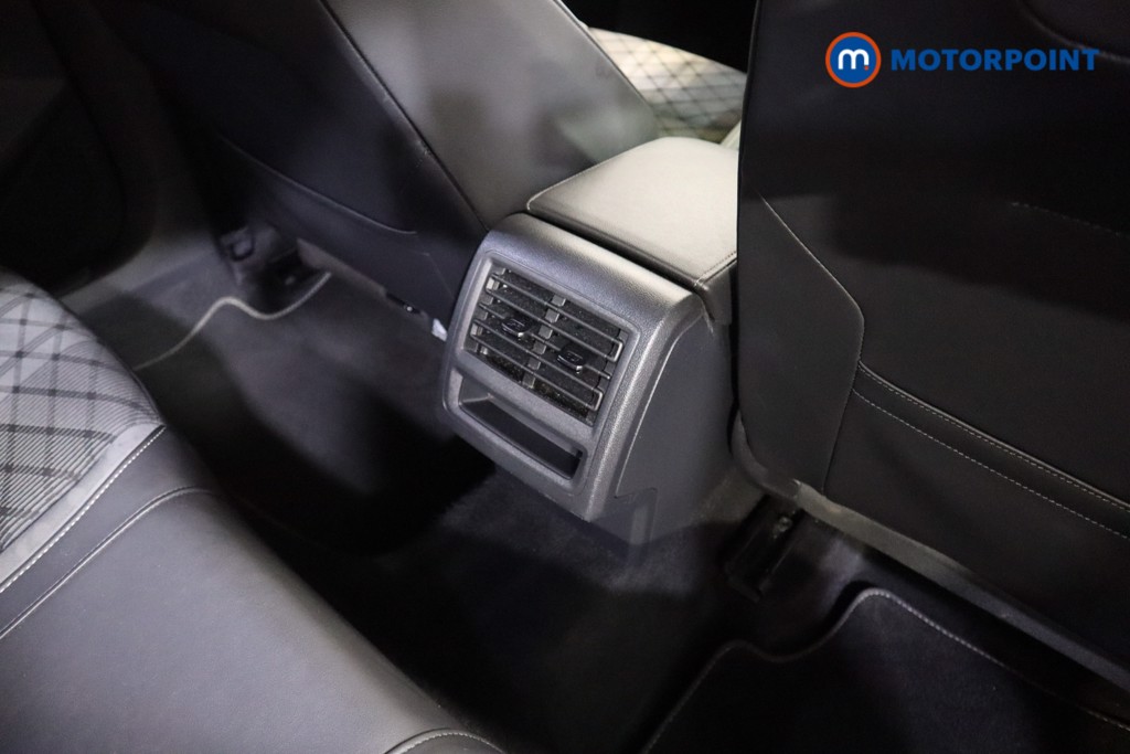 Volkswagen Golf R-Line Manual Petrol Hatchback - Stock Number (1596766) - 19th supplementary image