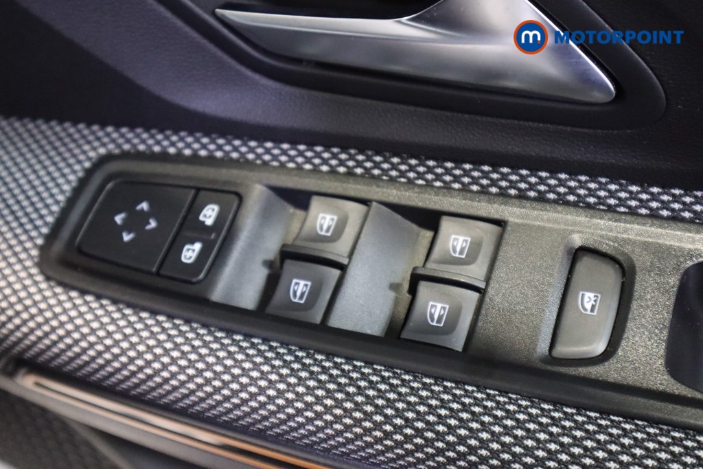 Dacia Sandero Stepway Prestige Automatic Petrol Hatchback - Stock Number (1596810) - 12th supplementary image