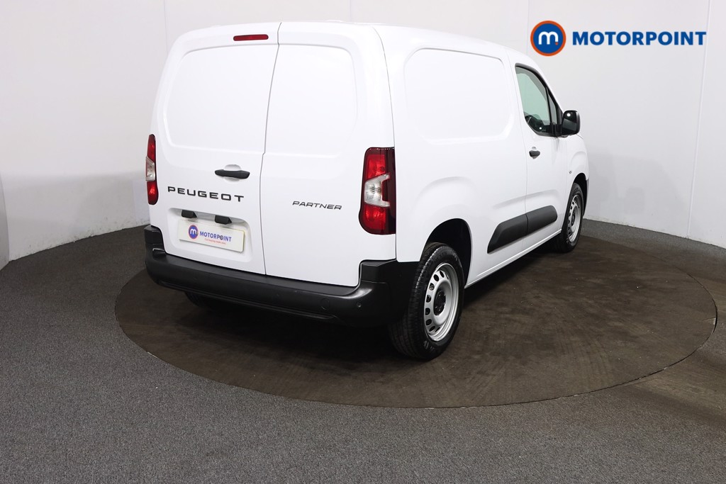 Peugeot Partner Professional Manual Diesel Panel Van - Stock Number (1596871) - Drivers side rear corner