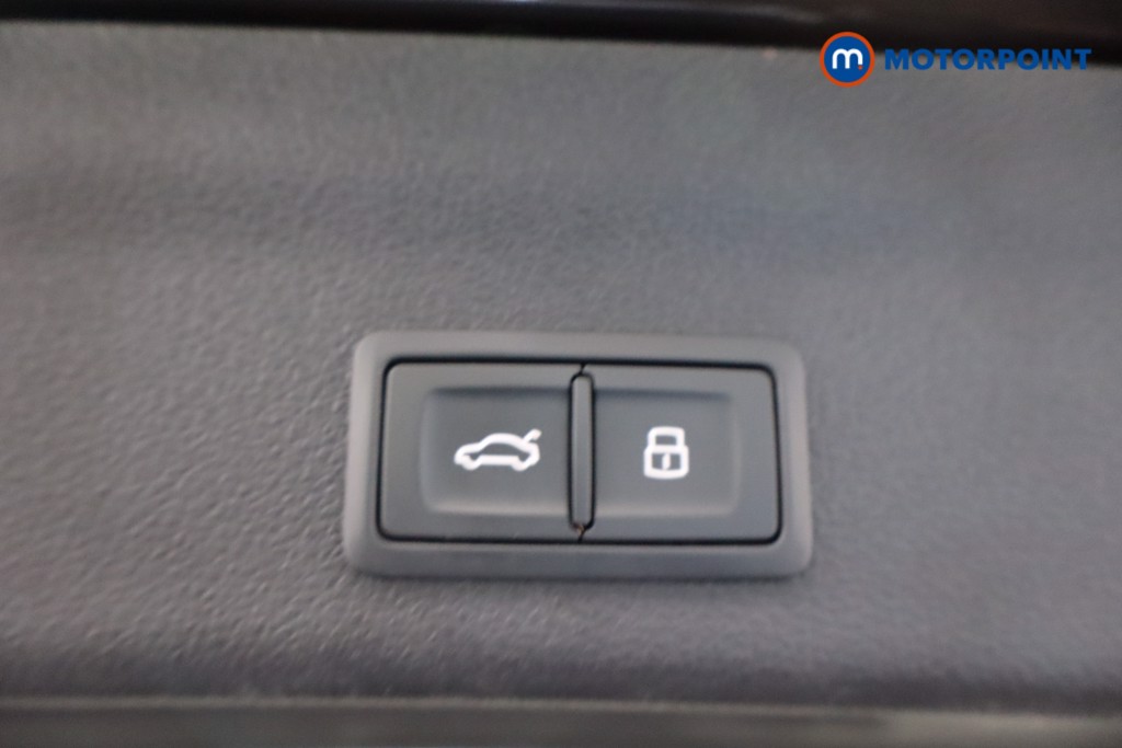 Audi A6 S Line Automatic Petrol Estate - Stock Number (1596945) - 42nd supplementary image