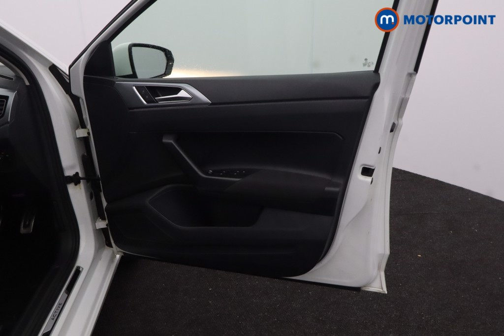 Volkswagen Polo Active Manual Petrol Hatchback - Stock Number (1596974) - 13th supplementary image