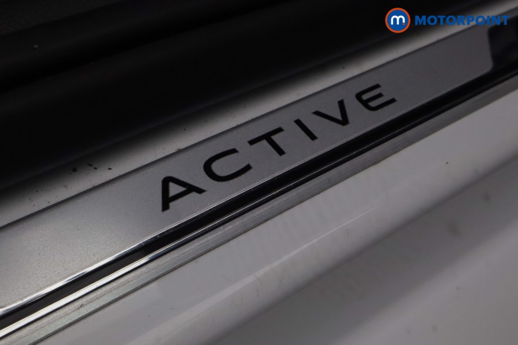 Volkswagen Polo Active Manual Petrol Hatchback - Stock Number (1596974) - 33rd supplementary image