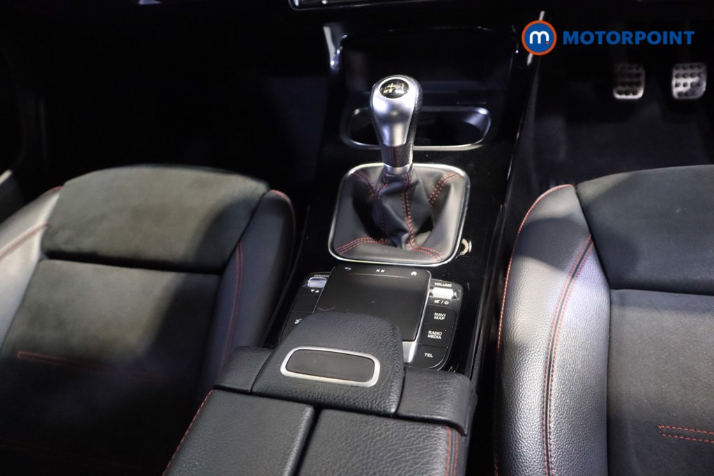 Mercedes-Benz A Class Amg Line Manual Petrol Saloon - Stock Number (1597154) - 7th supplementary image