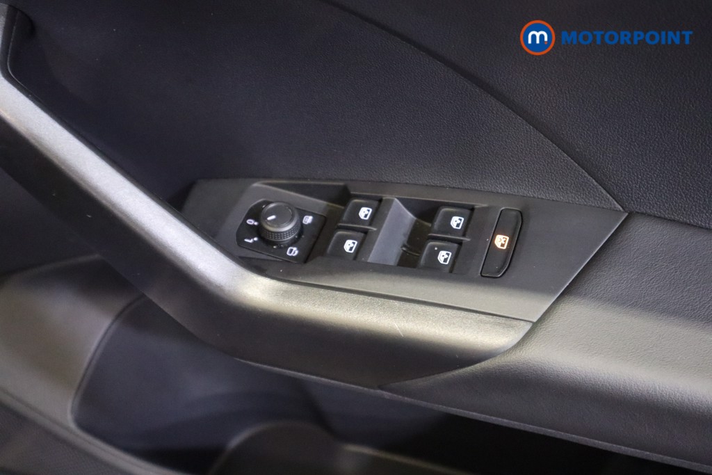 Volkswagen T-Cross Black Edition Manual Petrol SUV - Stock Number (1597416) - 11th supplementary image