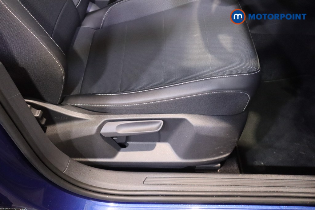 Volkswagen T-Cross Black Edition Manual Petrol SUV - Stock Number (1597416) - 16th supplementary image