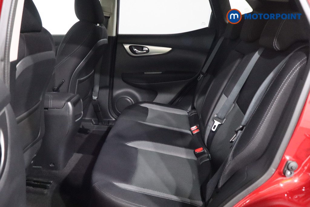 Nissan Qashqai N-Connecta Manual Petrol SUV - Stock Number (1597506) - 5th supplementary image