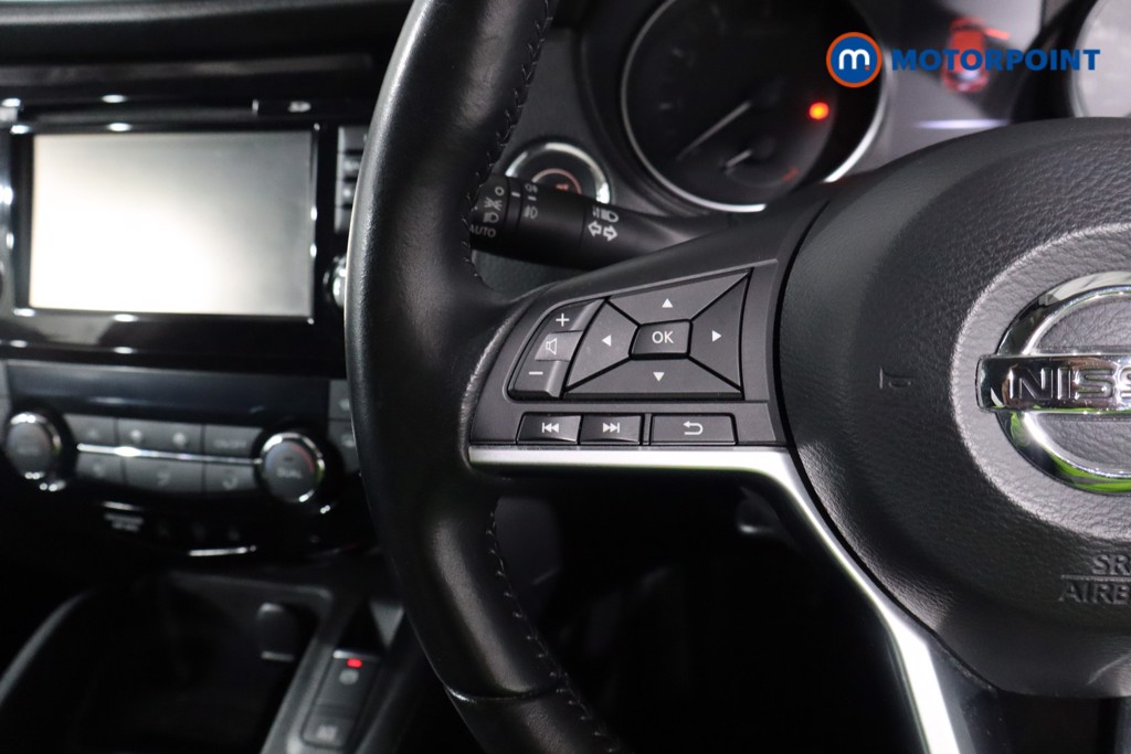 Nissan Qashqai N-Connecta Manual Petrol SUV - Stock Number (1597506) - 7th supplementary image