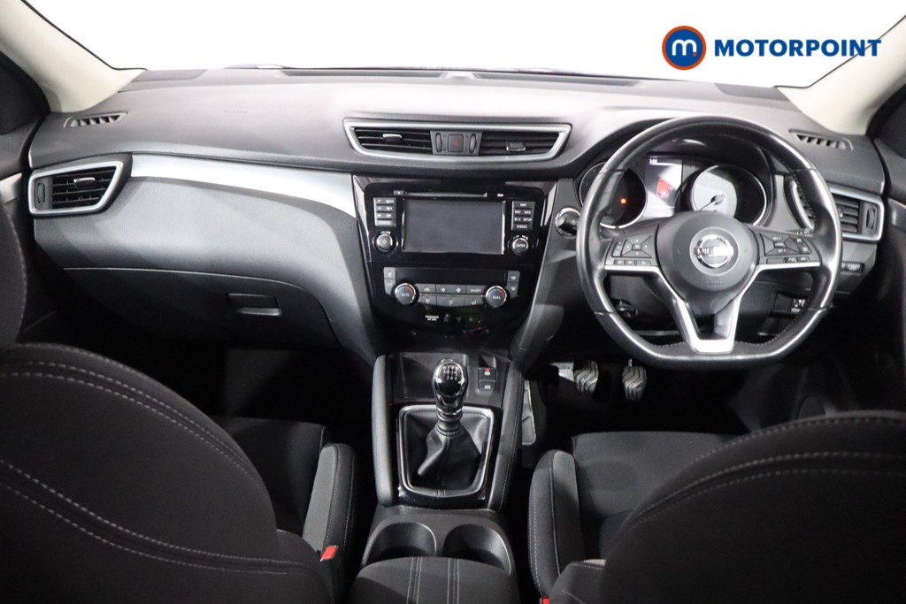 Nissan Qashqai N-Connecta Manual Petrol SUV - Stock Number (1597506) - 1st supplementary image