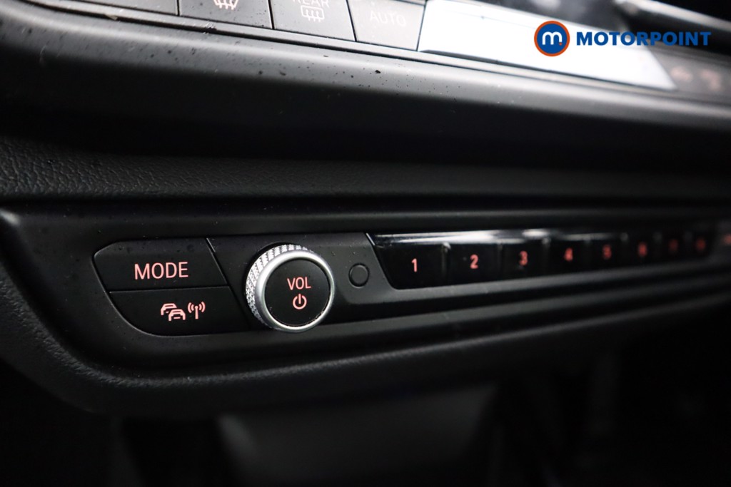 BMW 2 Series M Sport Manual Petrol Saloon - Stock Number (1598175) - 13th supplementary image