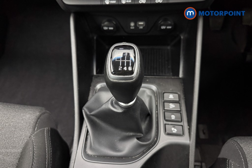 Hyundai Tucson Se Nav Manual Petrol SUV - Stock Number (1580645) - 6th supplementary image