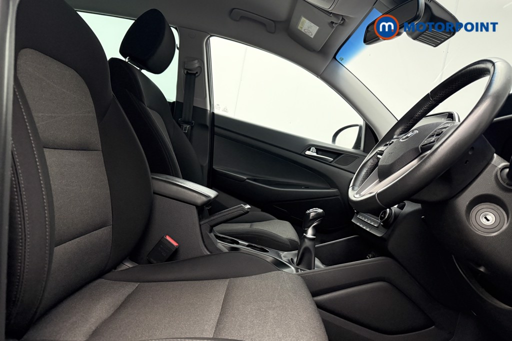 Hyundai Tucson Se Nav Manual Petrol SUV - Stock Number (1580645) - 7th supplementary image