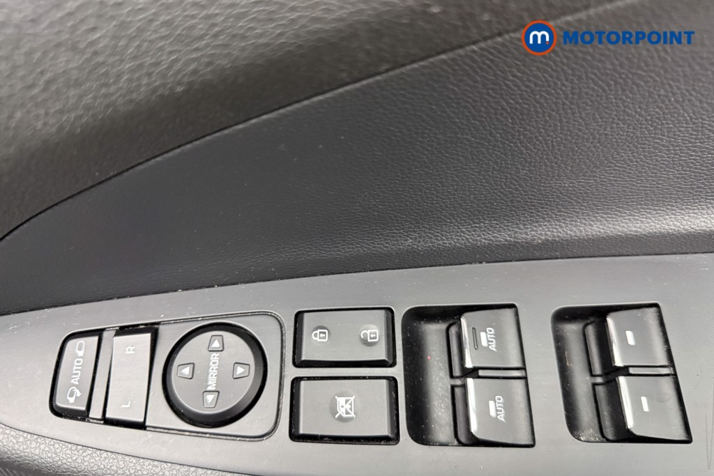 Hyundai Tucson Se Nav Manual Petrol SUV - Stock Number (1580645) - 18th supplementary image