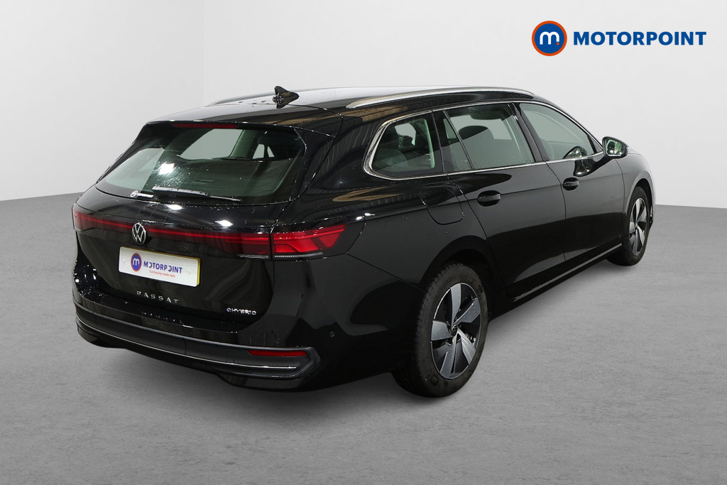Volkswagen Passat Life Automatic Petrol Plug-In Hybrid Estate - Stock Number (1581480) - Drivers side rear corner
