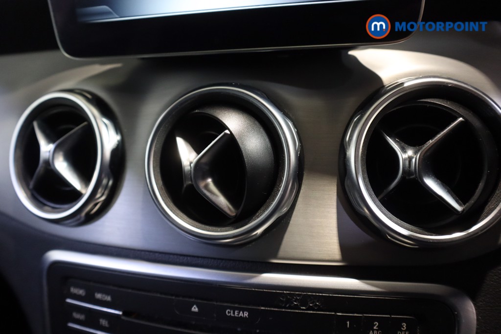 Mercedes-Benz GLA Amg Line Automatic Petrol SUV - Stock Number (1586559) - 5th supplementary image