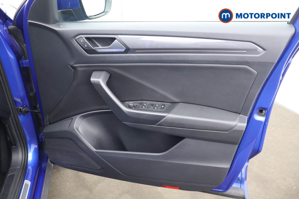Volkswagen T-Roc R-Line Automatic Petrol SUV - Stock Number (1586748) - 10th supplementary image