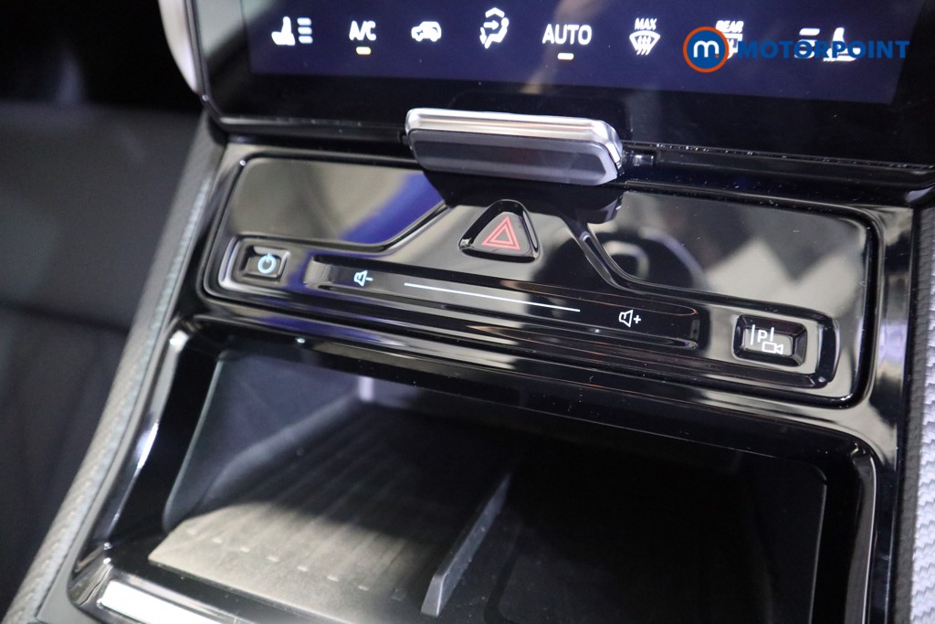 Ford Explorer Premium Automatic Electric SUV - Stock Number (1592191) - 8th supplementary image