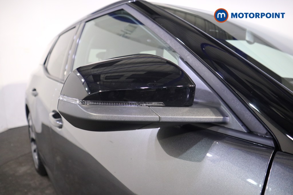 Ford Explorer Premium Automatic Electric SUV - Stock Number (1592191) - 30th supplementary image