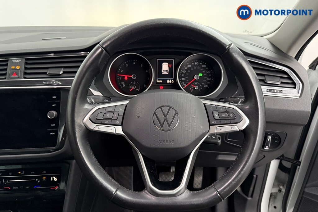 Volkswagen Tiguan Life Automatic Petrol SUV - Stock Number (1592834) - 3rd supplementary image